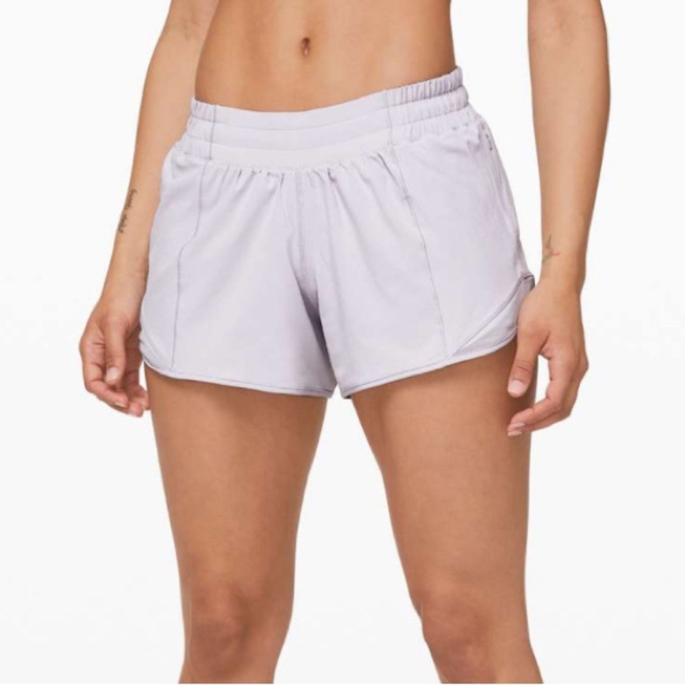 Lululemon Athletica Lululemon Hotty Hot Short II *Long 4" Silvers Lilac